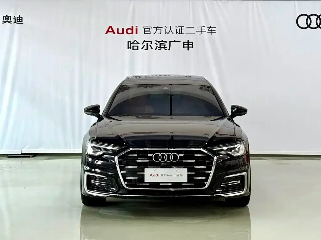 Audi A6L — фото 1
