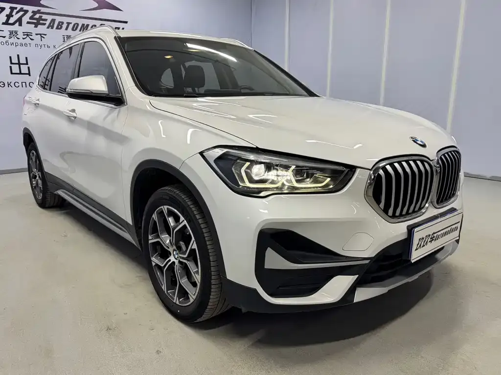 BMW X1 — фото 5