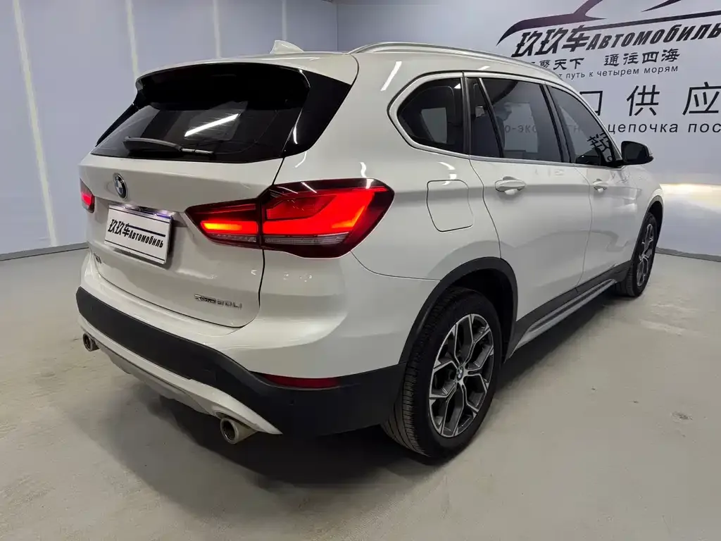 BMW X1 — фото 4