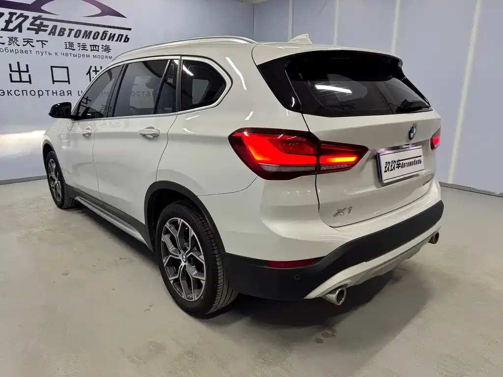 BMW X1 — фото 3