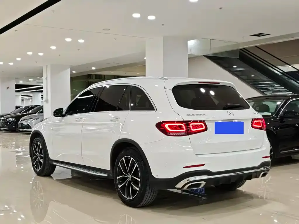 Mercedes-Benz GLC — фото 9