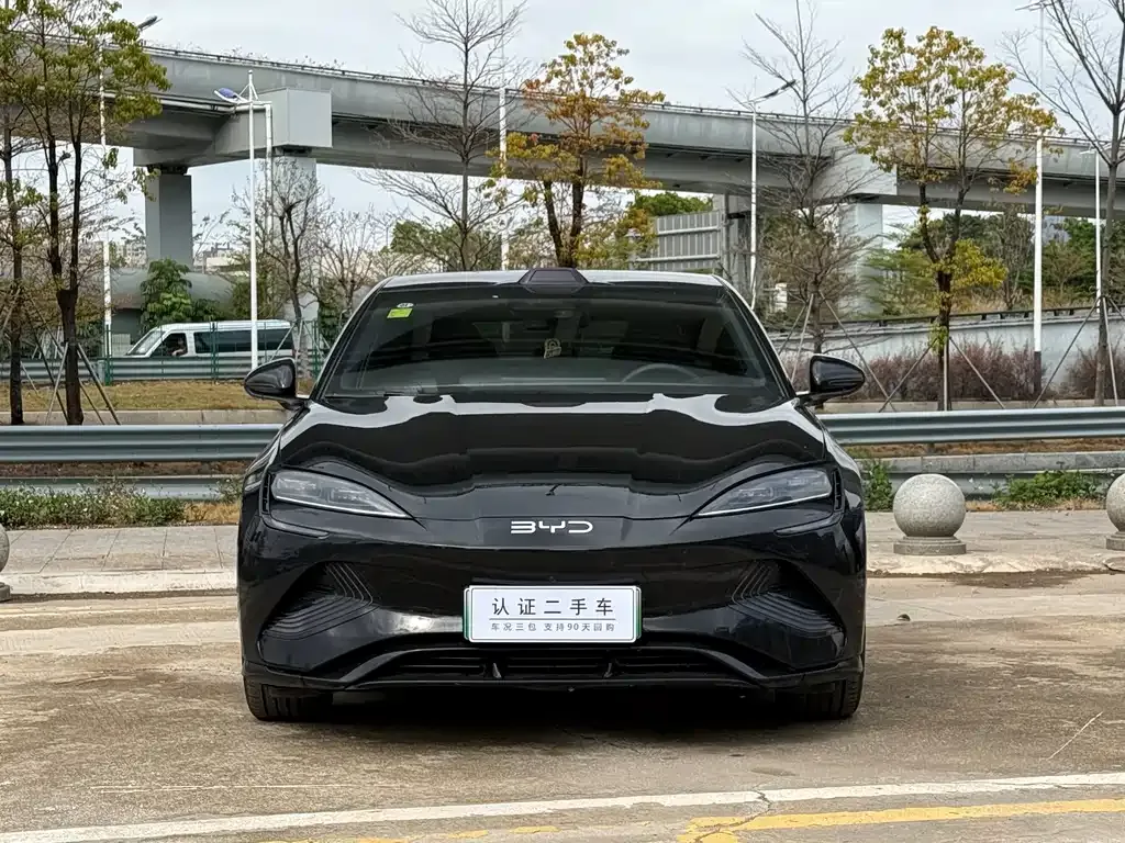 BYD Seal — фото 6