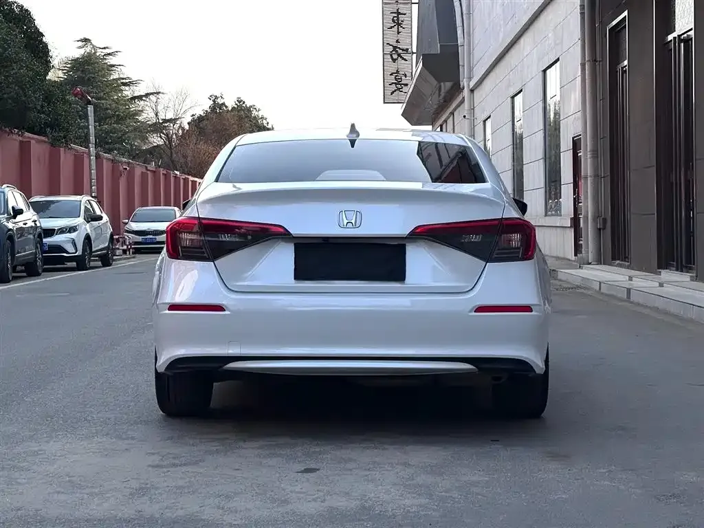Honda Civic — фото 7