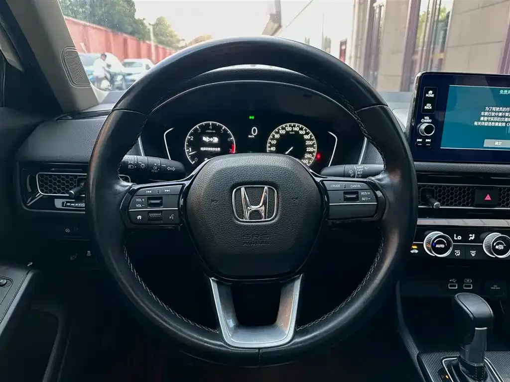 Honda Civic — фото 8