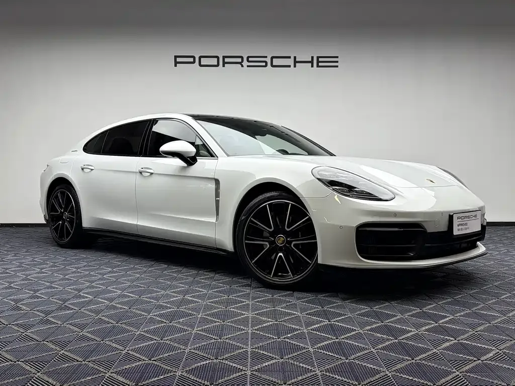 Porsche Panamera — фото 10