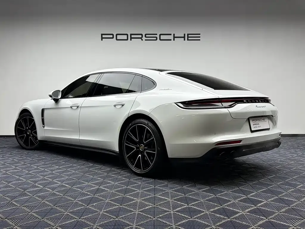 Porsche Panamera — фото 5