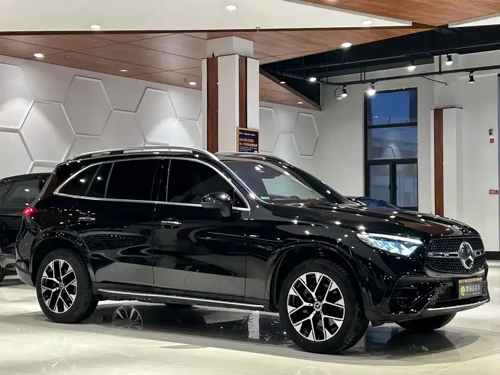 Mercedes-Benz GLC — фото 9