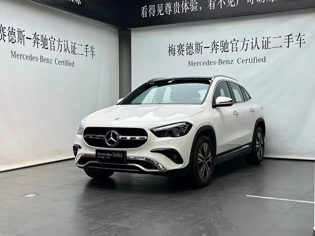 Mercedes-Benz GLA — фото 1