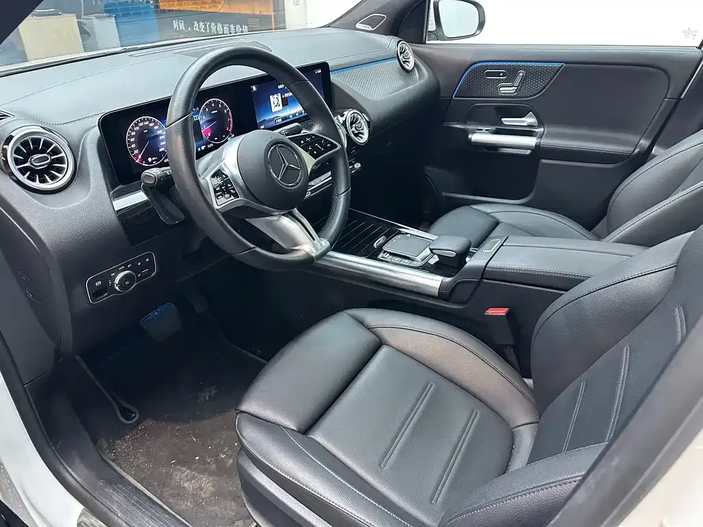 Mercedes-Benz GLA — фото 8
