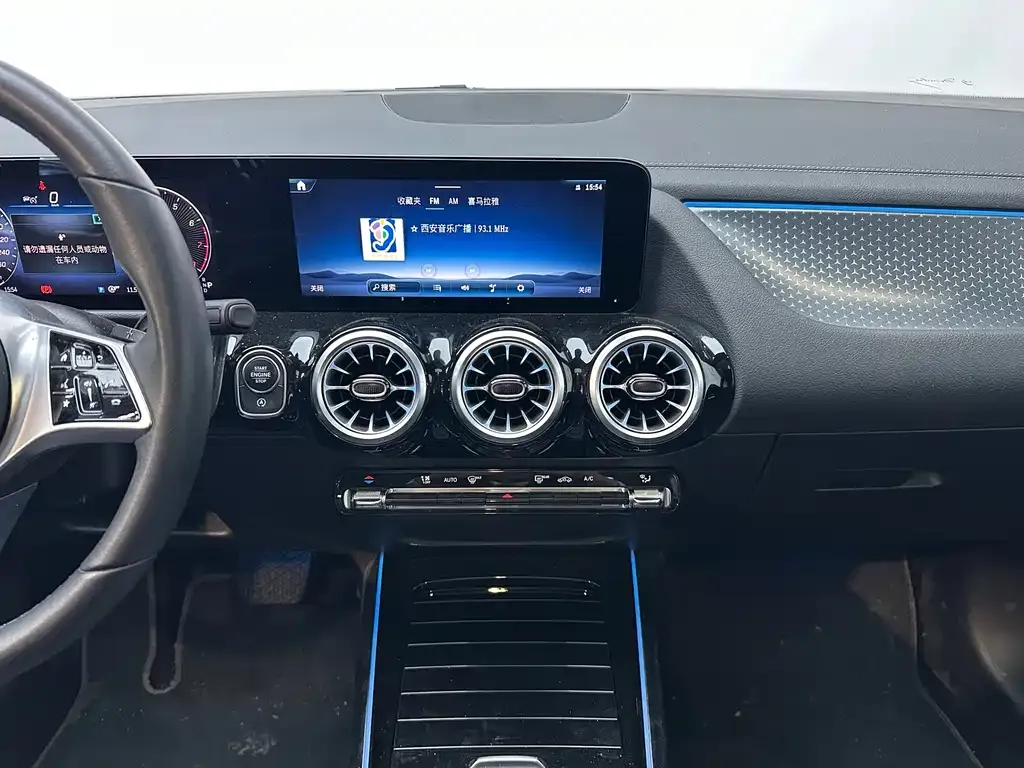 Mercedes-Benz GLA — фото 3