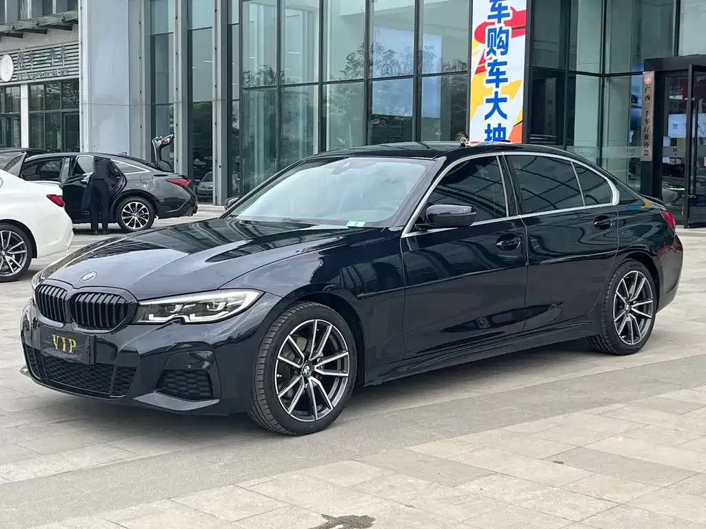 BMW 3 Series — фото 1