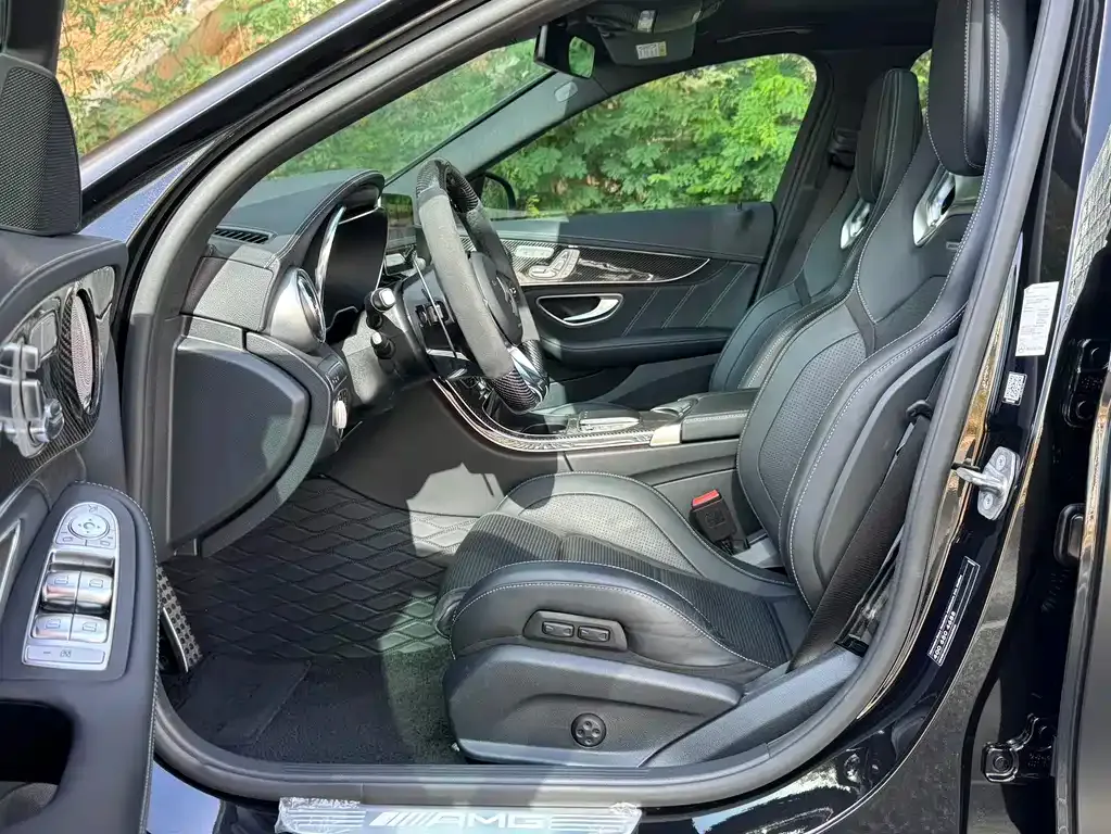 Mercedes-Benz C-Class AMG — фото 7