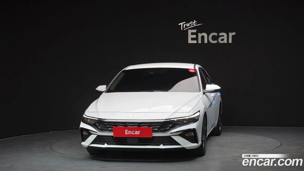 Hyundai AVANTE — фото 2