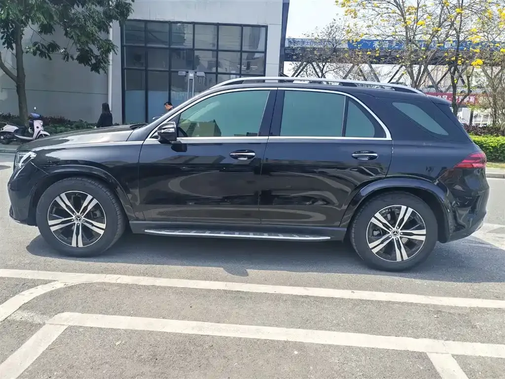Mercedes-Benz GLE — фото 9