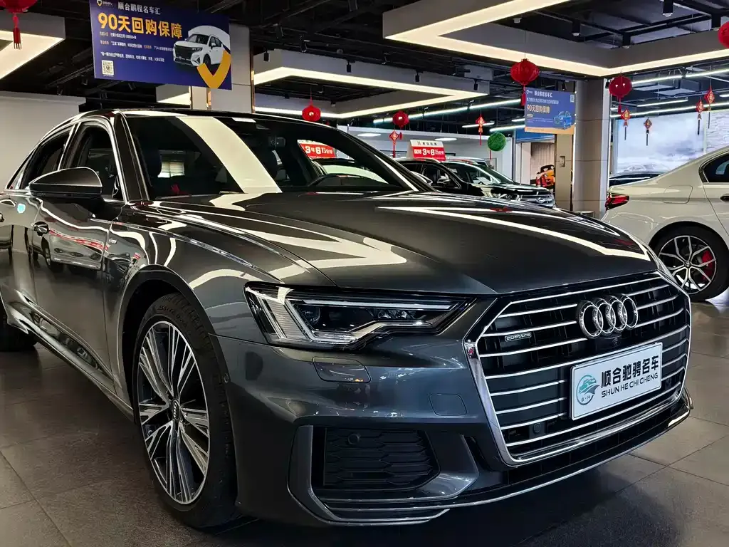 Audi A6L — фото 7