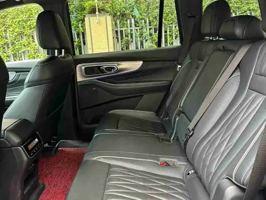 GAC Motor Trumpchi GS8 — фото 4
