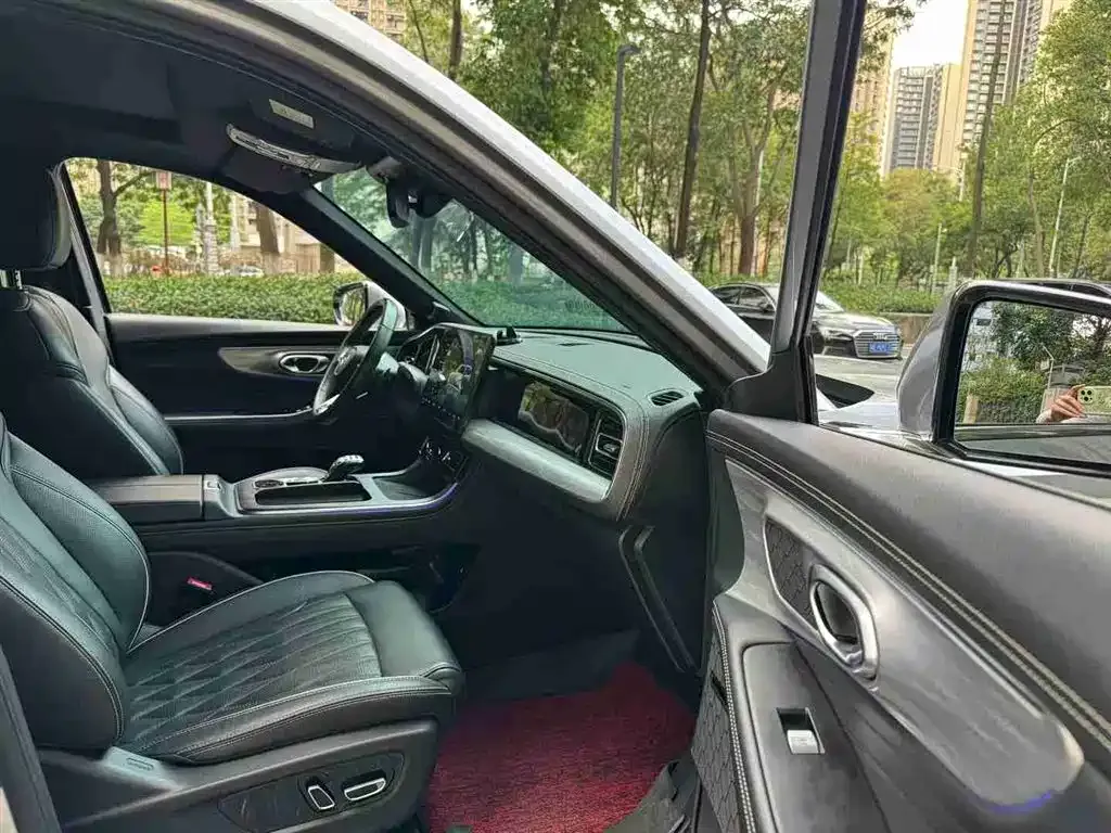 GAC Motor Trumpchi GS8 — фото 3