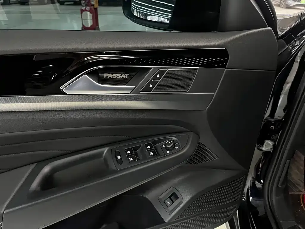 Volkswagen Passat — фото 2