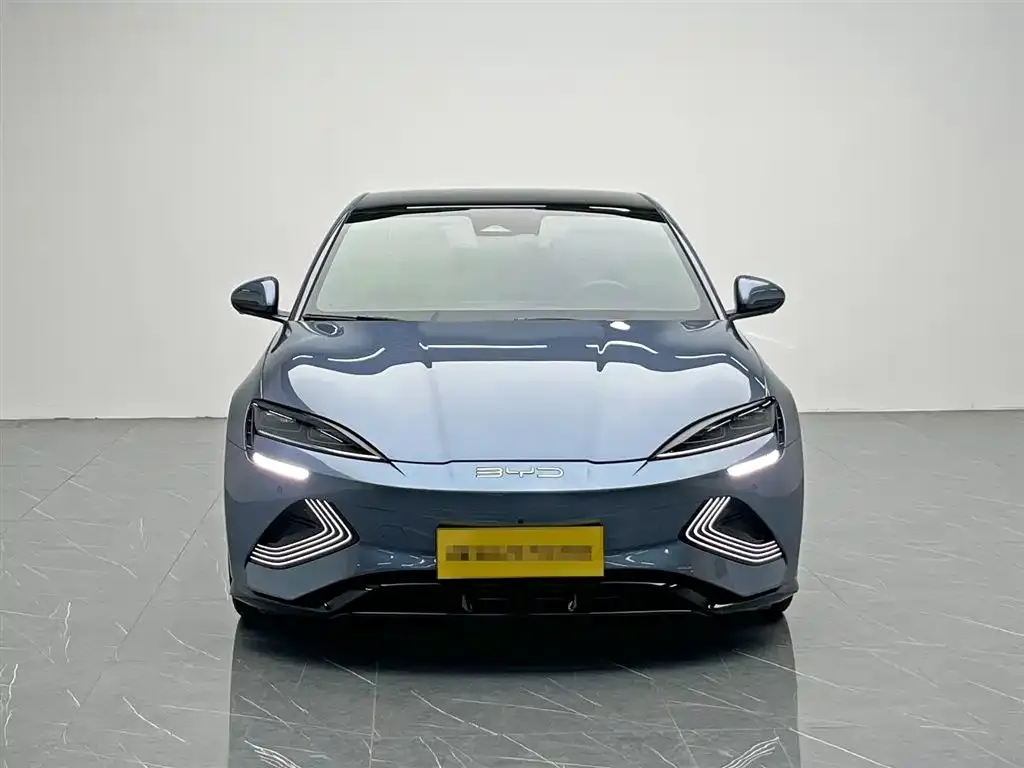 BYD Seal — фото 3