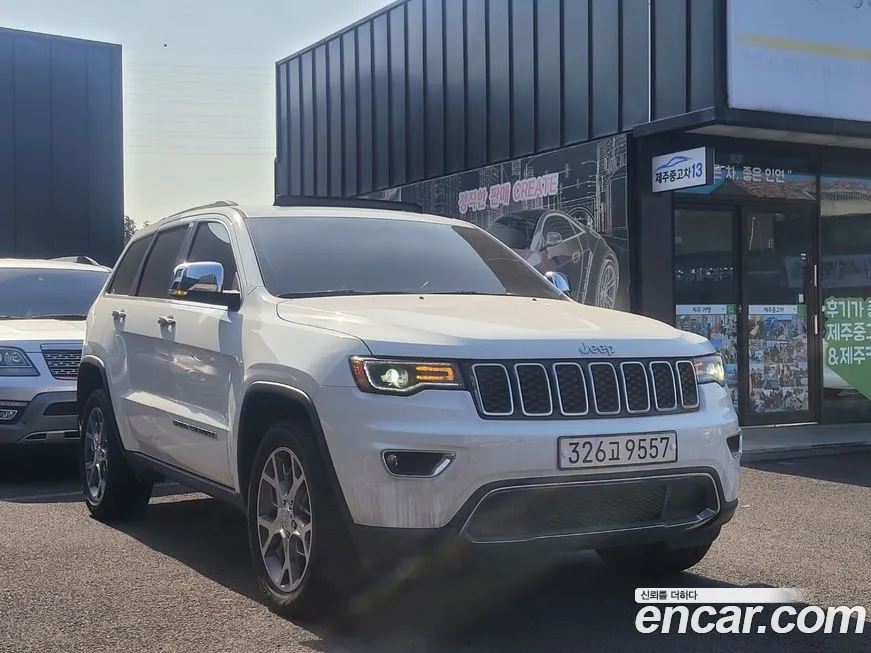 Jeep Cherokee — фото 10