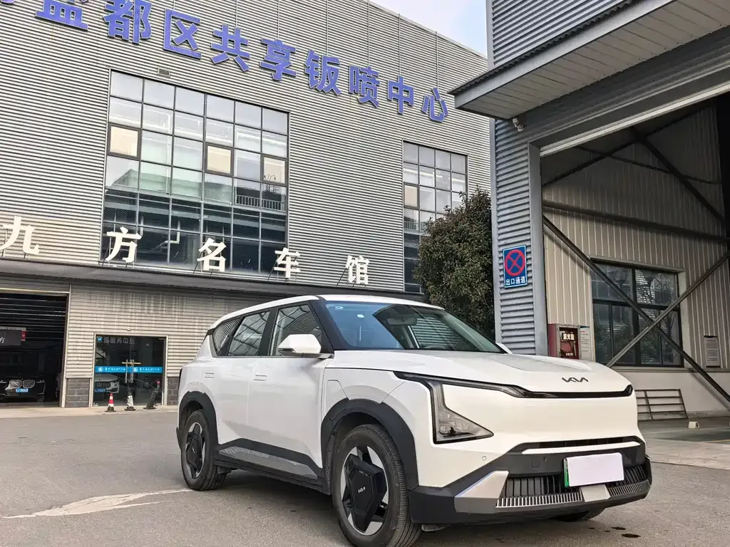 Kia EV5 — фото 10