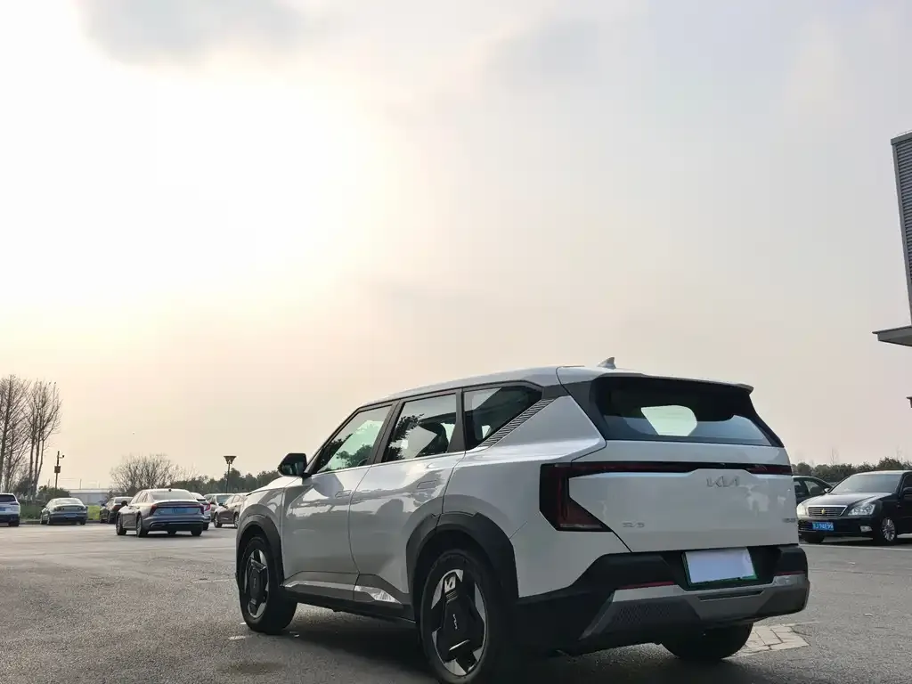 Kia EV5 — фото 2