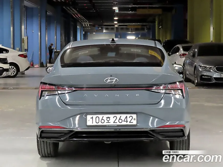 Hyundai AVANTE — фото 3