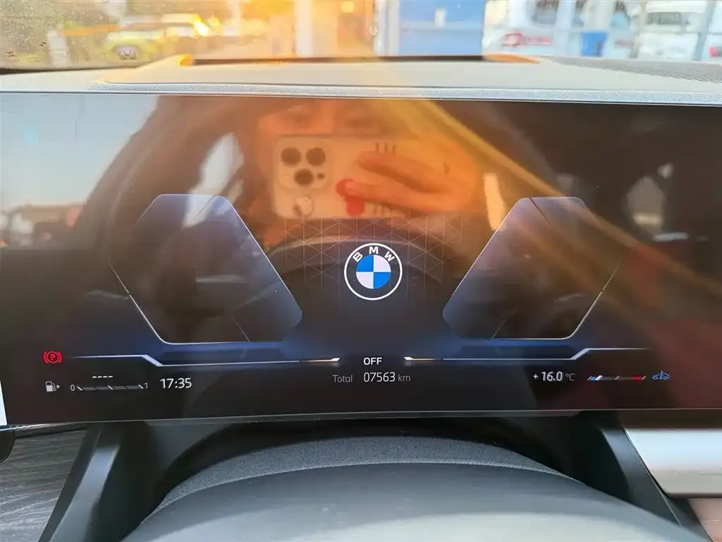 BMW 5 Series — фото 2