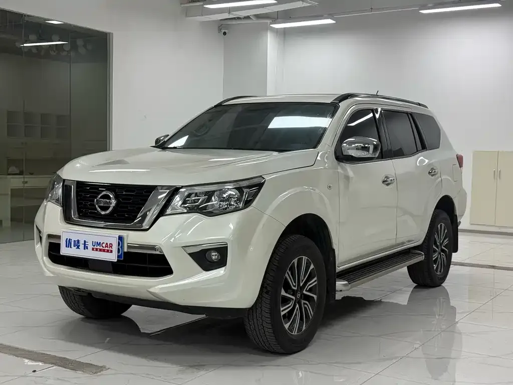 Nissan Terra — фото 1