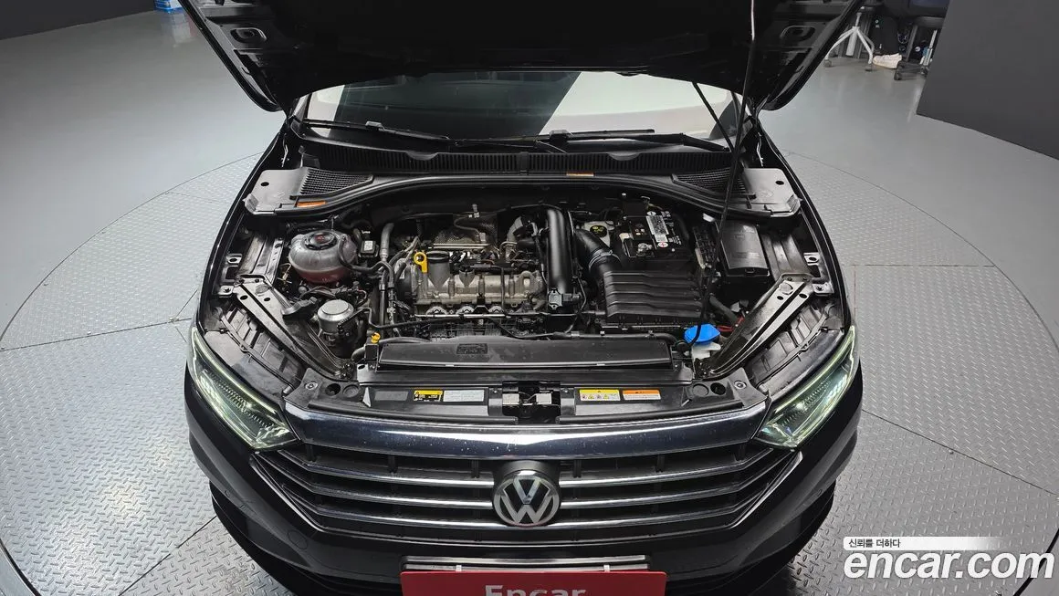 Volkswagen Jetta — фото 10