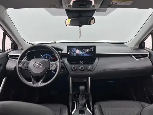 Toyota Corolla Cross — фото 8
