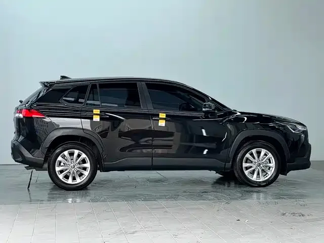 Toyota Corolla Cross — фото 3