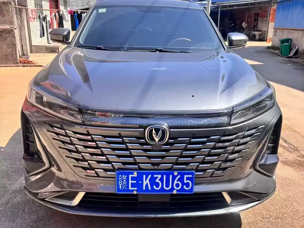 Changan CS75 PLUS — фото 1