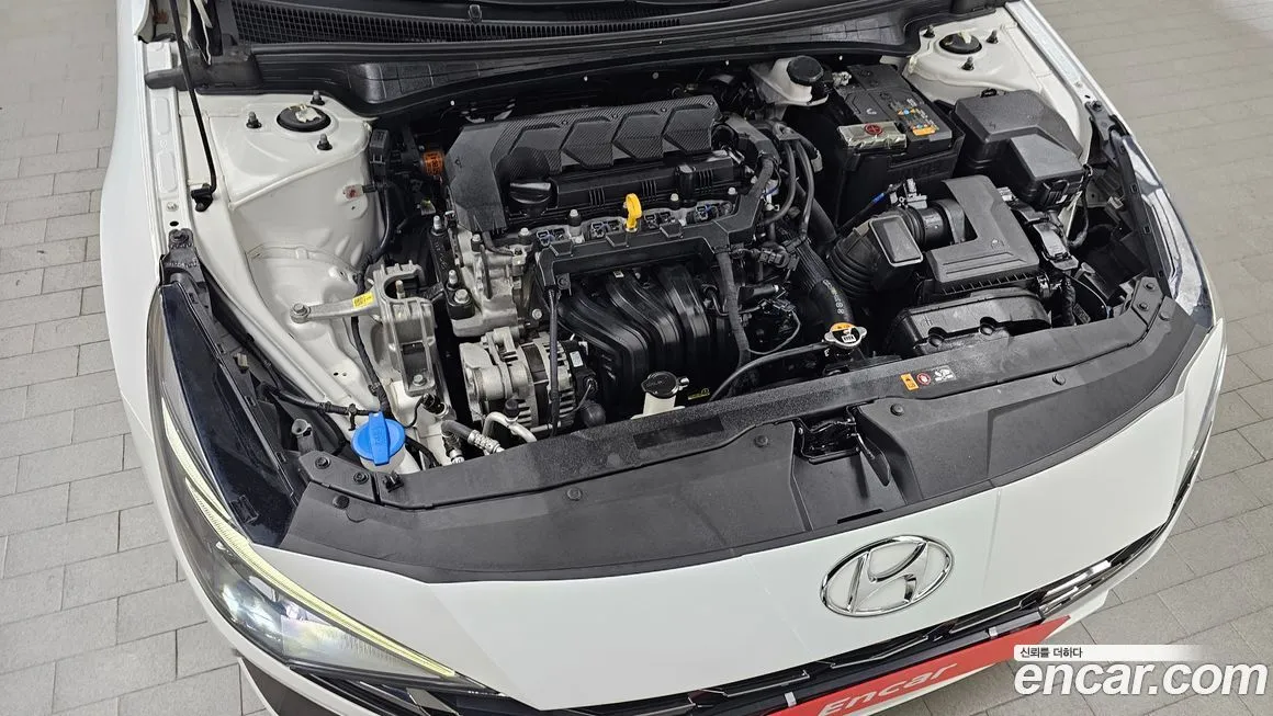 Hyundai AVANTE — фото 8