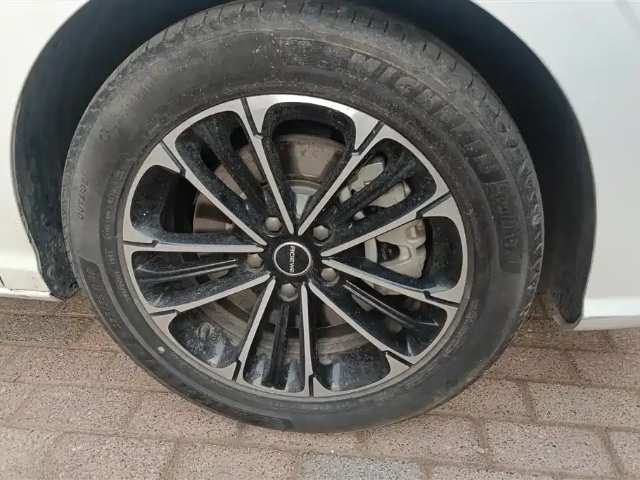 Roewe iMAX8 — фото 8