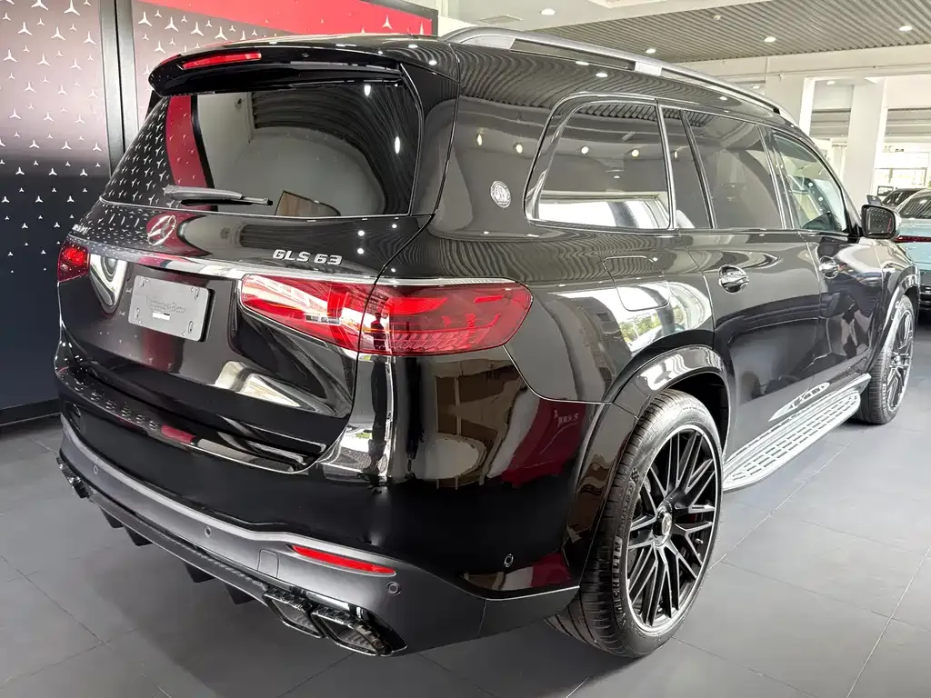 Mercedes-Benz GLS AMG — фото 8