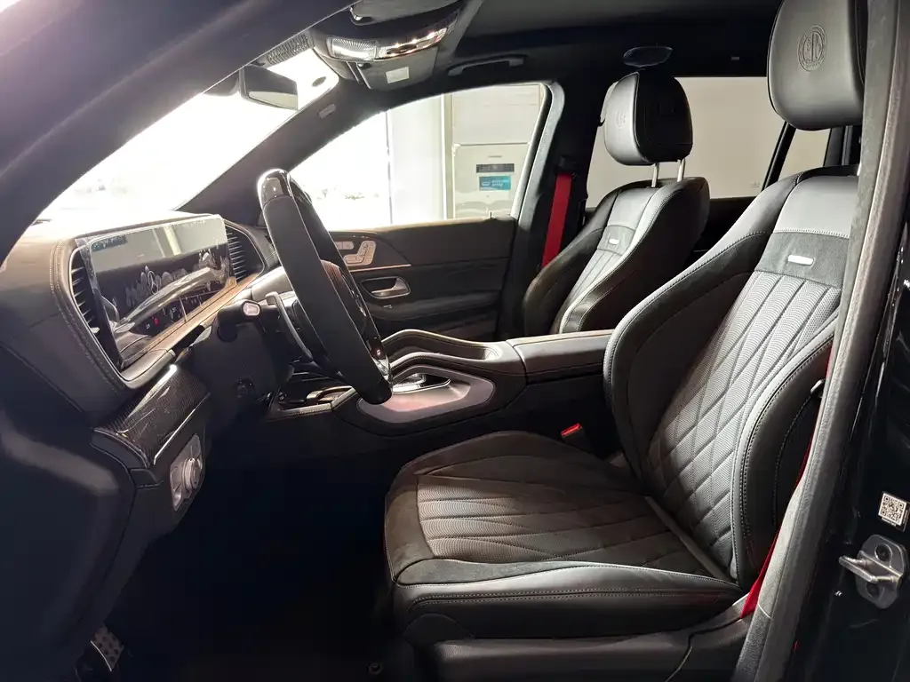 Mercedes-Benz GLS AMG — фото 9