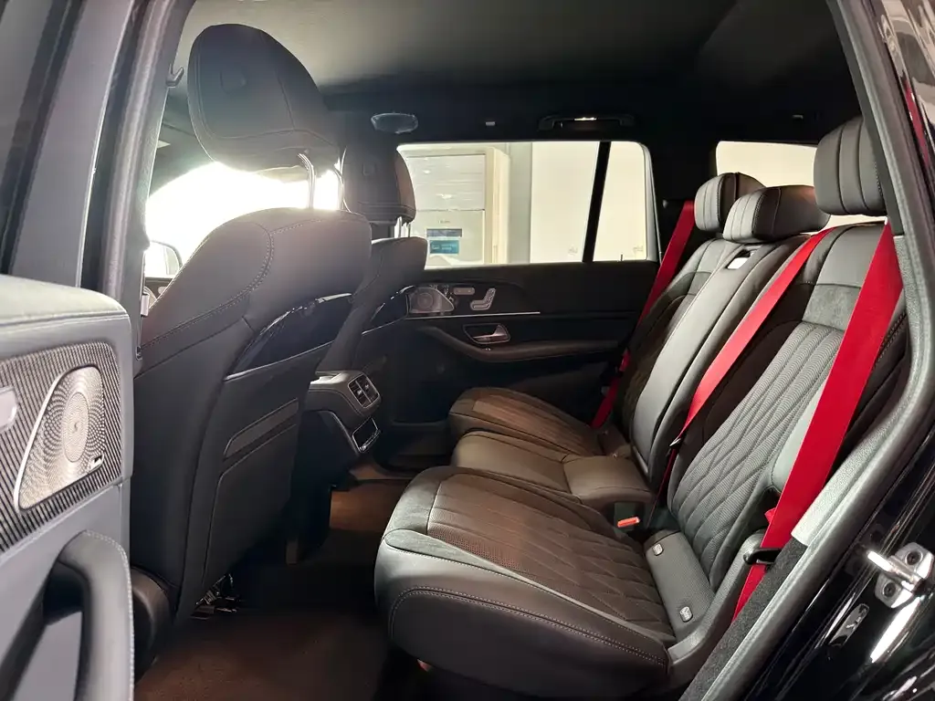 Mercedes-Benz GLS AMG — фото 7