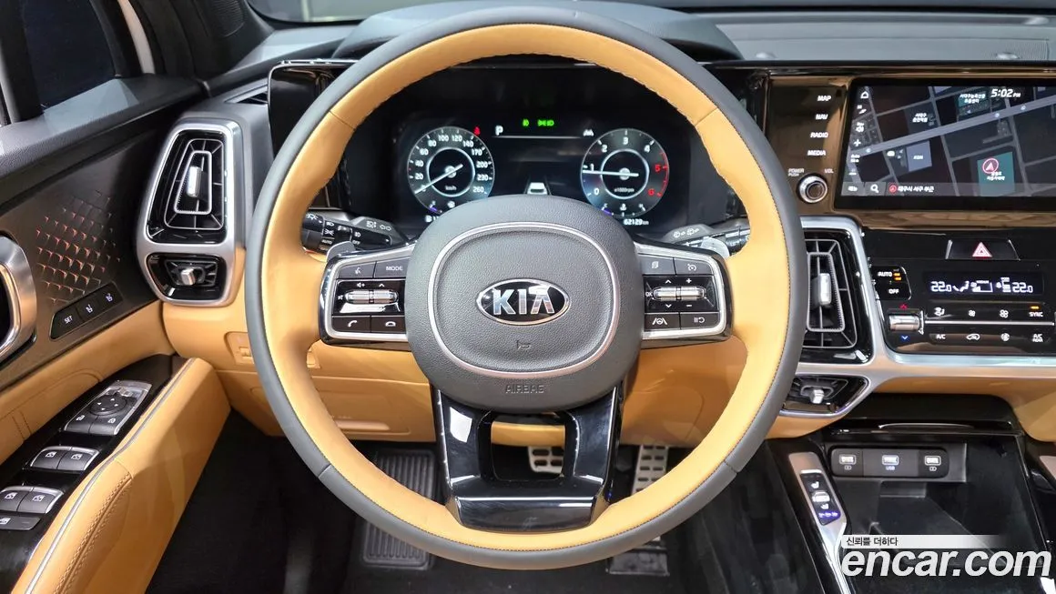 Kia Sorento — фото 10