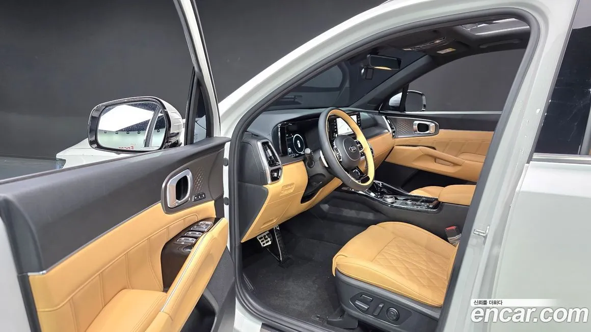 Kia Sorento — фото 5