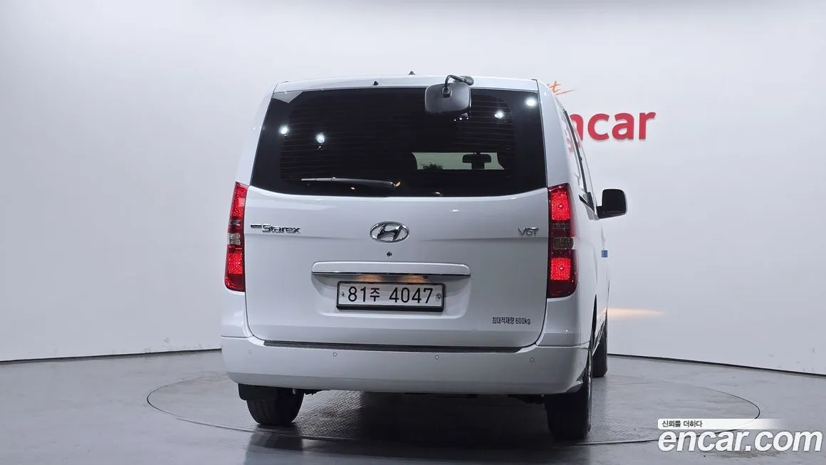 Hyundai Starex — фото 4