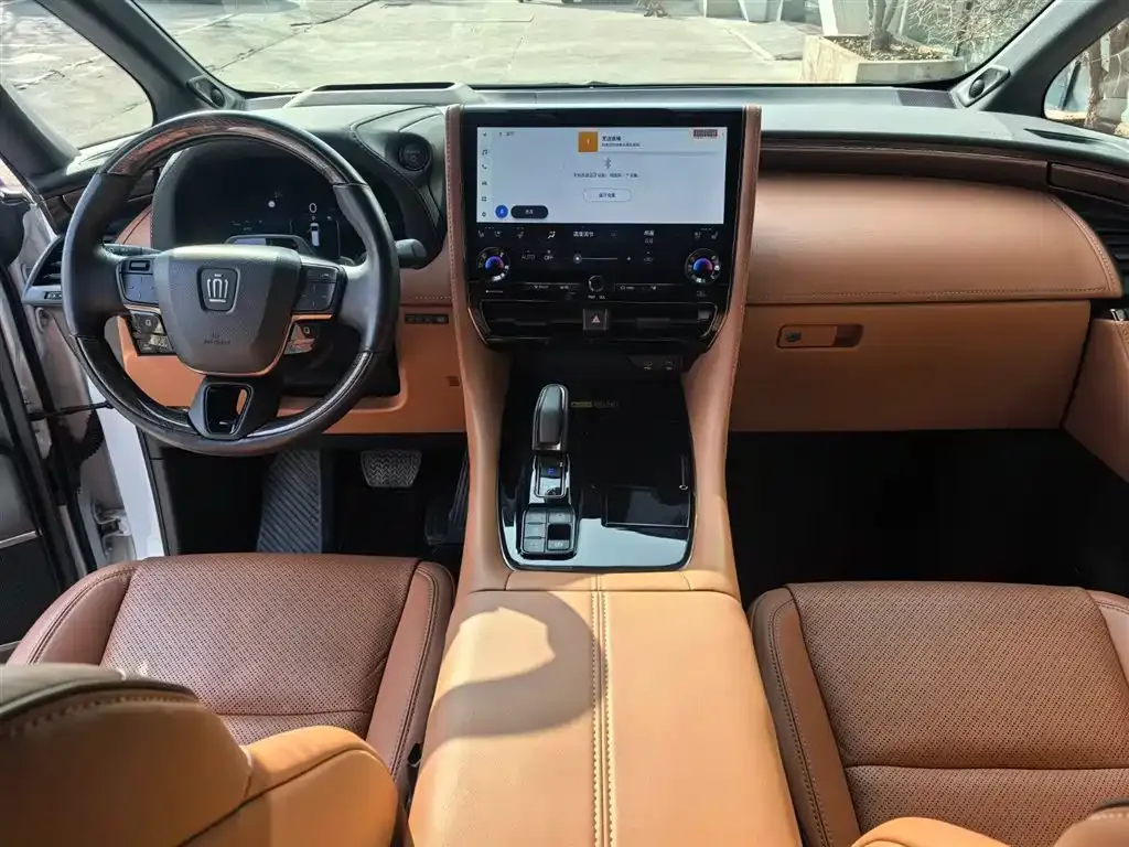 Toyota Vellfire — фото 5