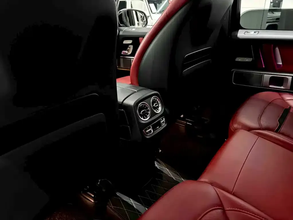 Mercedes-Benz G-Class AMG — фото 10