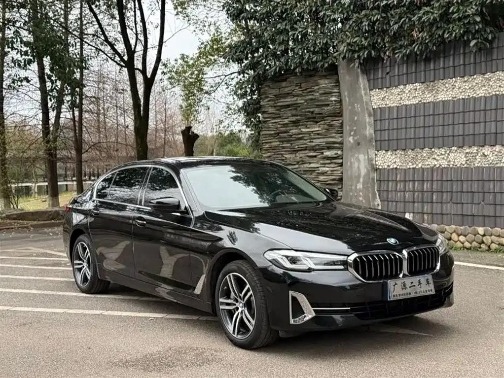 BMW 5 Series — фото 2