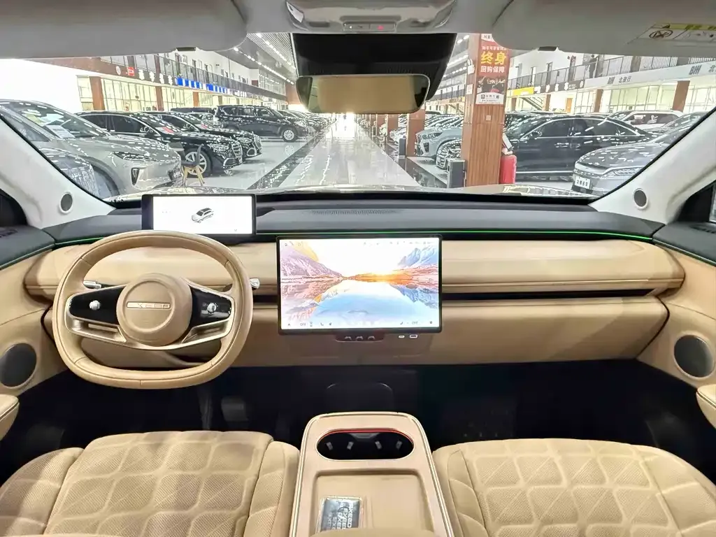 Exeed Xingjiyuan ET — фото 8