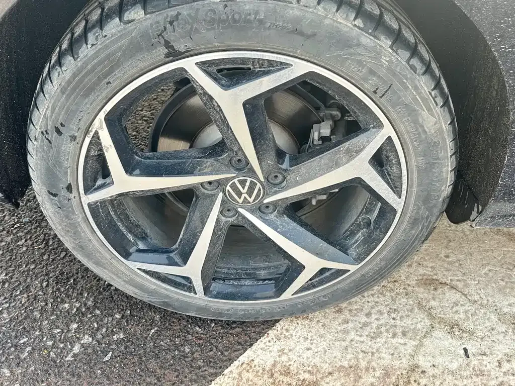 Volkswagen Passat — фото 9