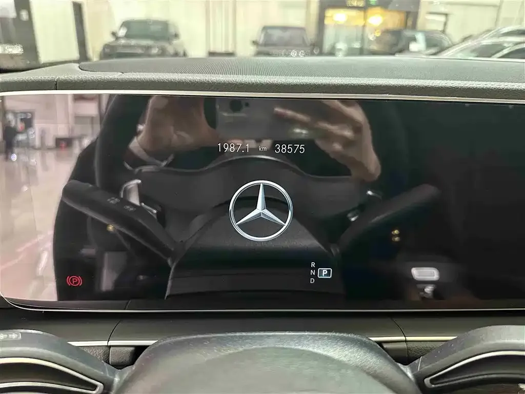 Mercedes-Benz GLS — фото 9