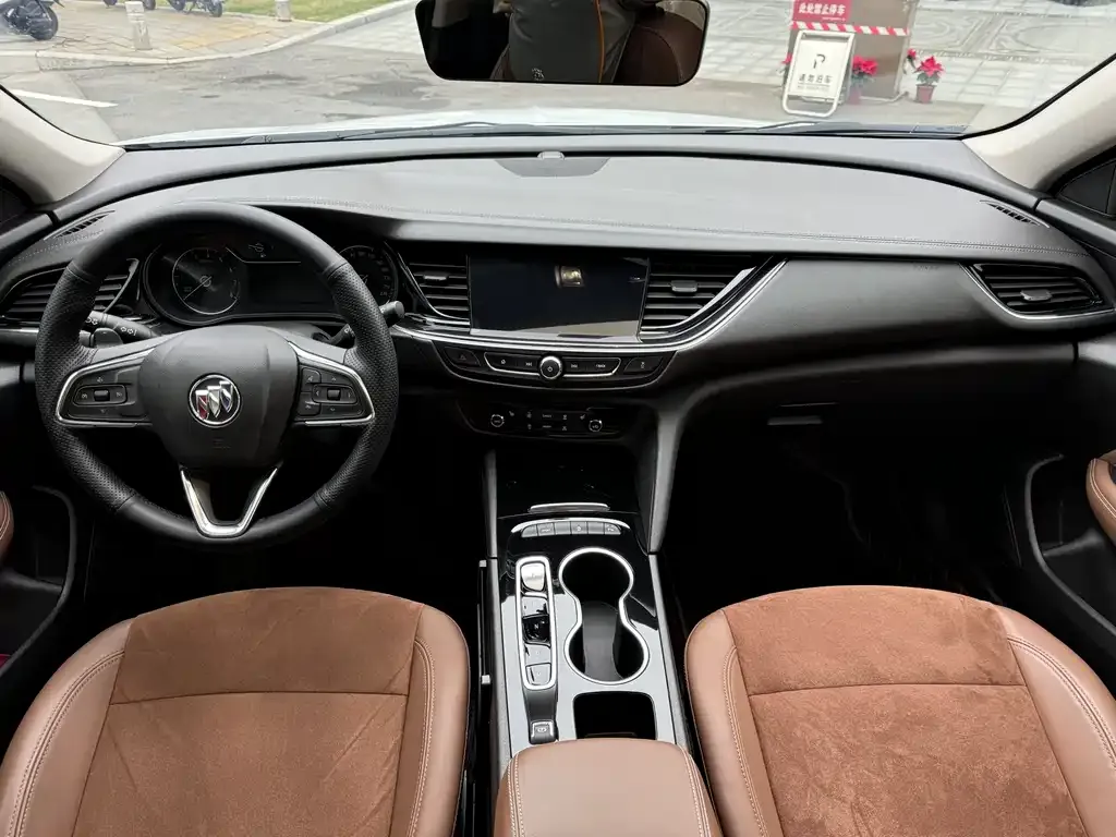 Buick Regal — фото 4