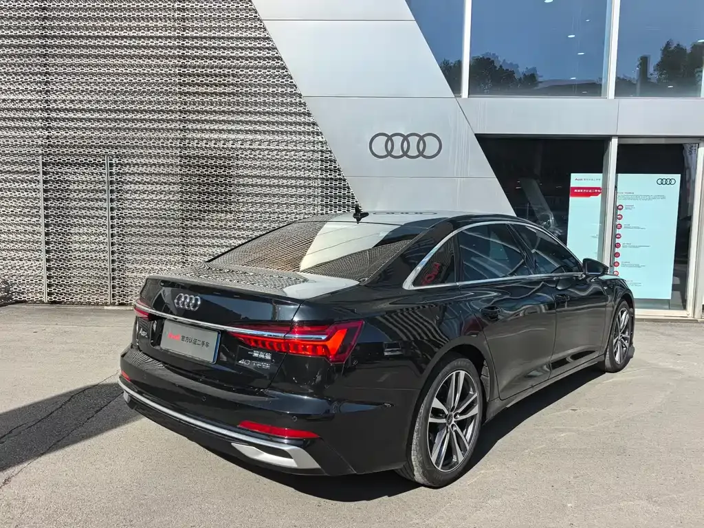 Audi A6L — фото 5