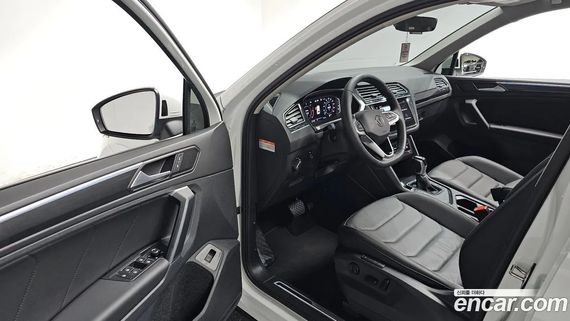 Volkswagen Tiguan — фото 4